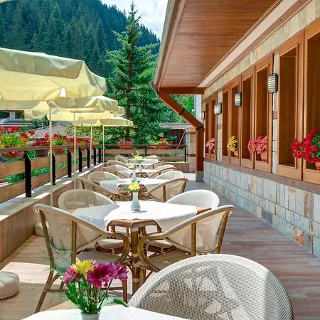 Hotel Shiroka Laka Hotel 4*
