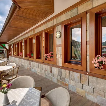 Shiroka Laka Hotel 4*