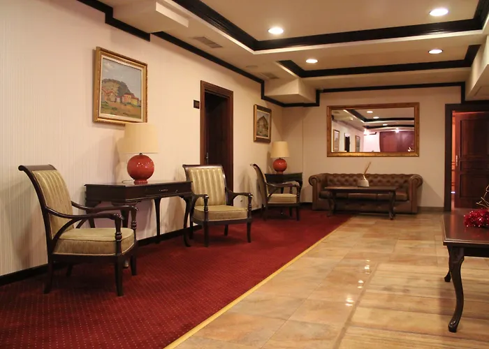 Shiroka Laka Hotel 4*