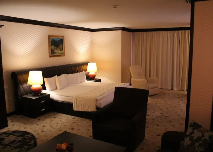 Shiroka Laka Hotel فندق 4*