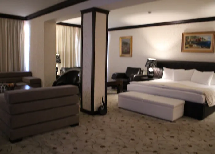 فندق Shiroka Laka Hotel Shiroka Lŭka