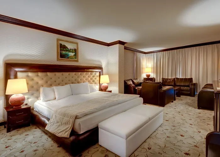 فندق Shiroka Laka Hotel 4*