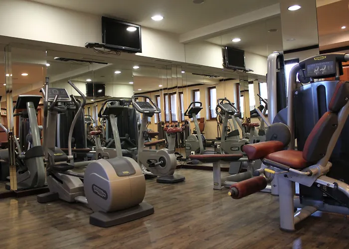 Hotel Shiroka Laka Hotel 4*