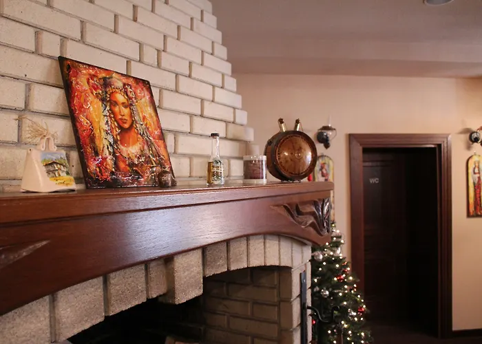 Shiroka Laka Hotel فندق